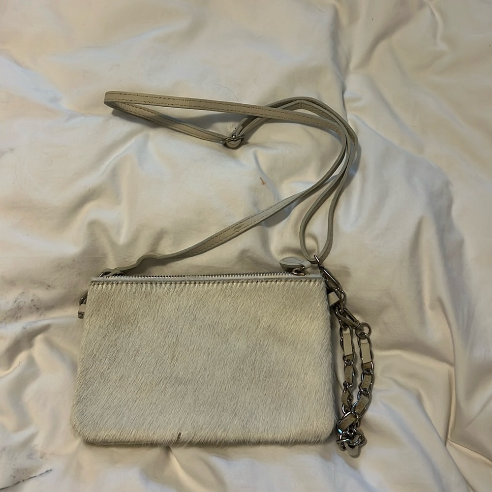 Laura di Maggio crossbody